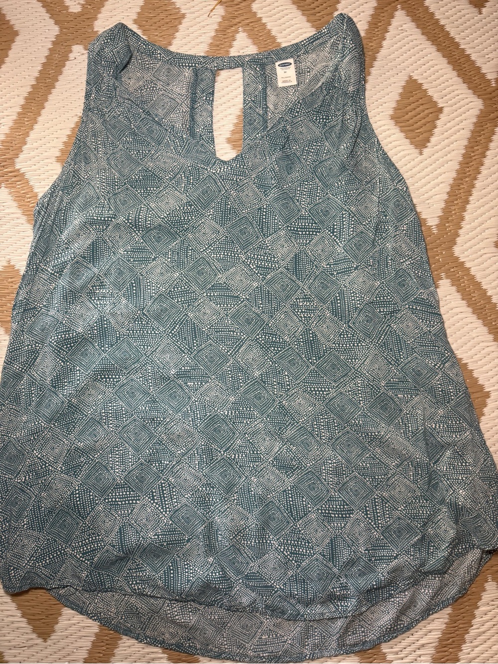Old Navy Teal Geometric Print Sleeveless Keyhole Camisole